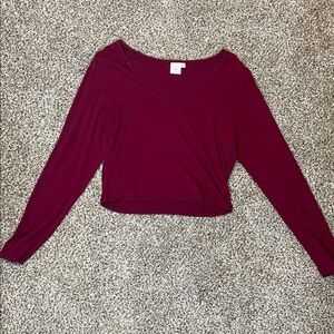 Women's V-Neck Burgundy Top